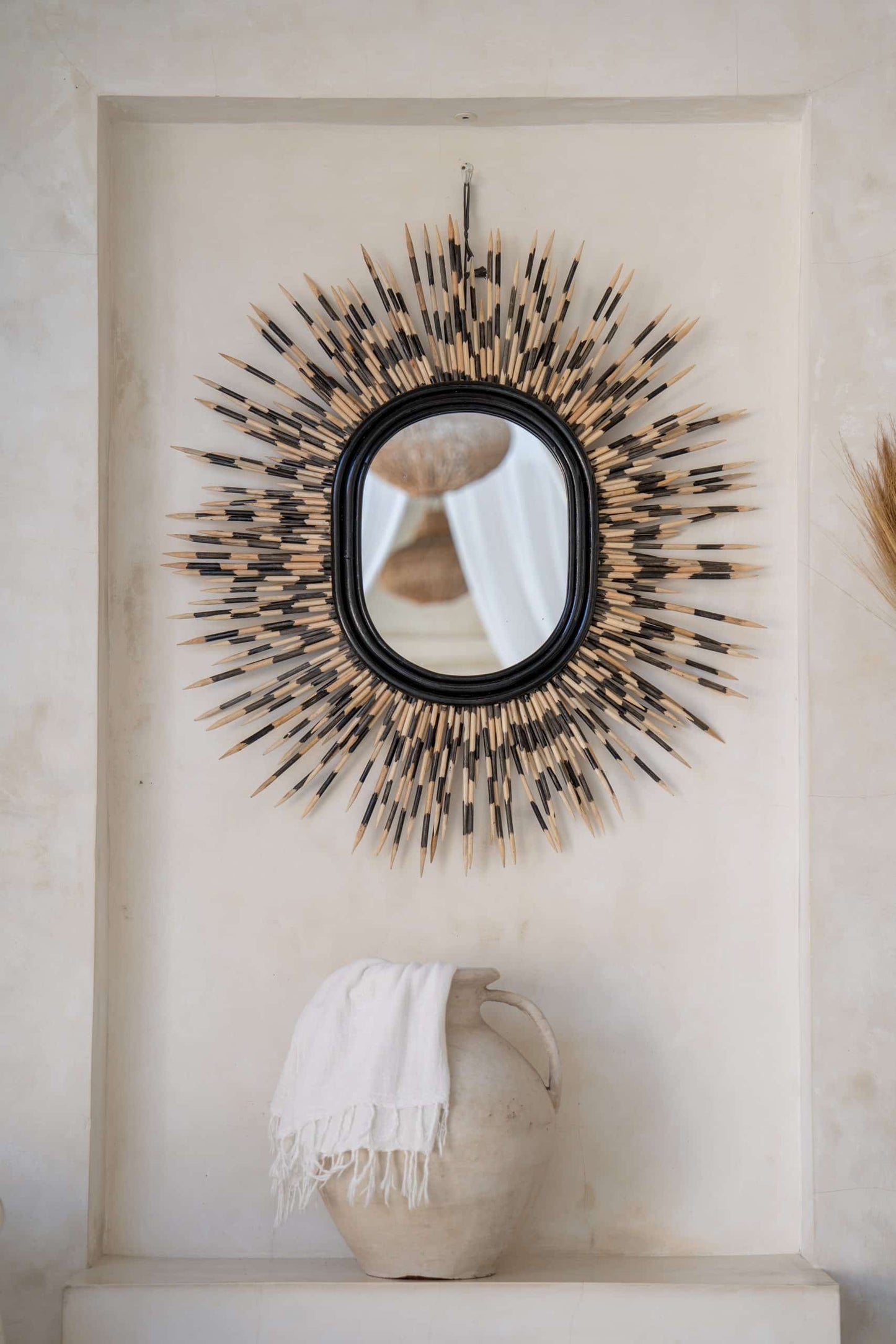 Exclusive wall mirror Model Landak