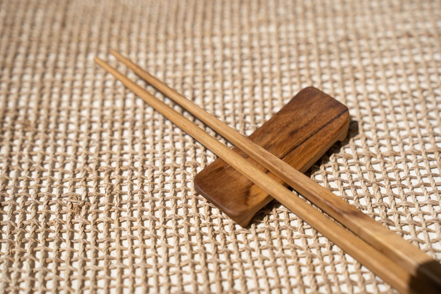 Wooden chopstick set (Set of 4)