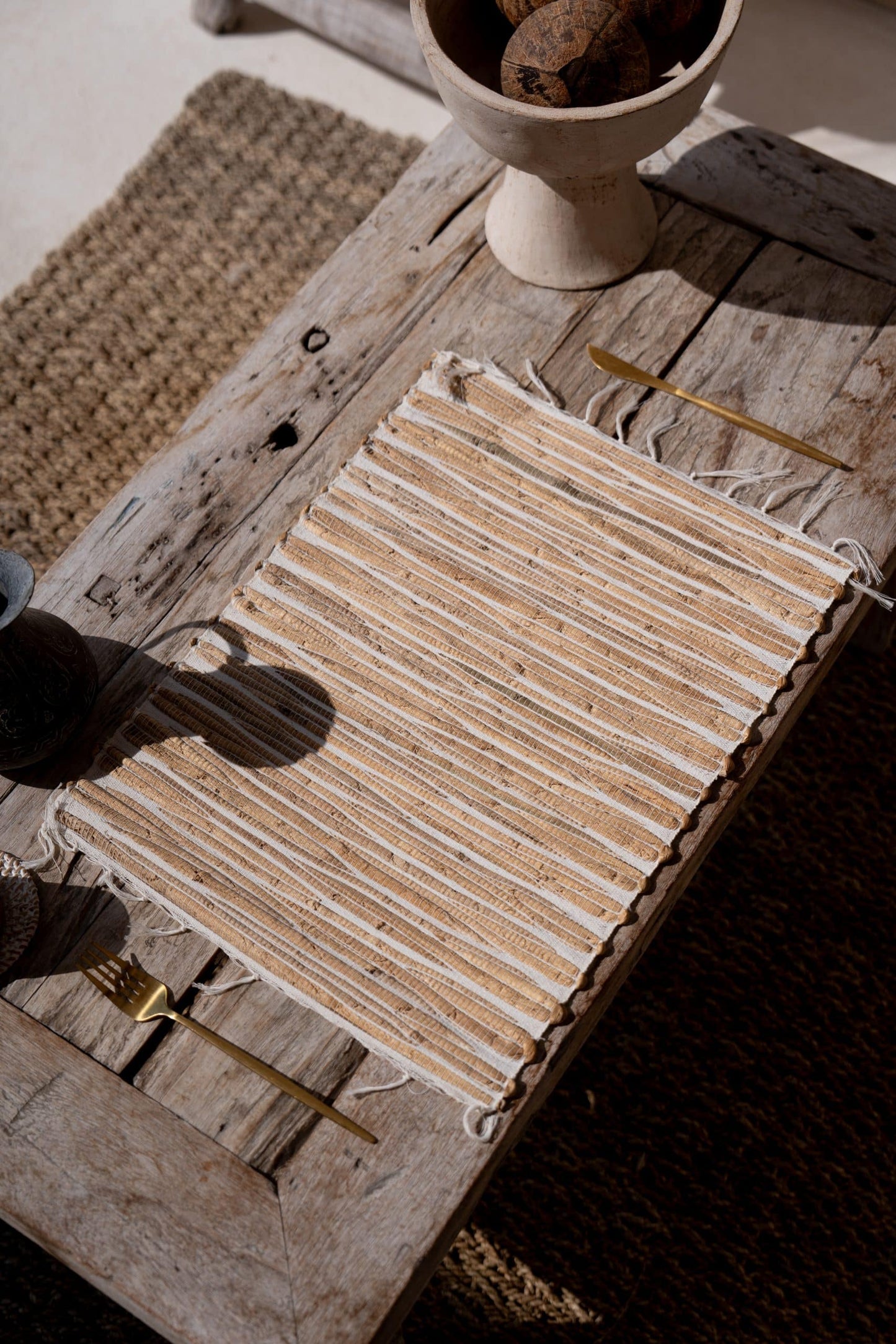 Placemat from bananaleaf natural color