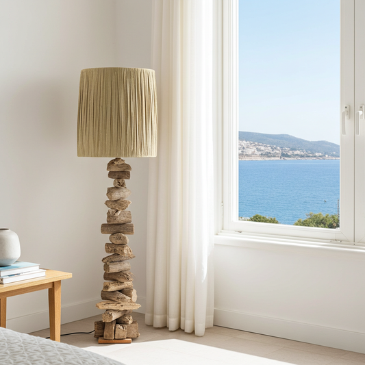 Candeeiro de pé 120cm Modelo Puak