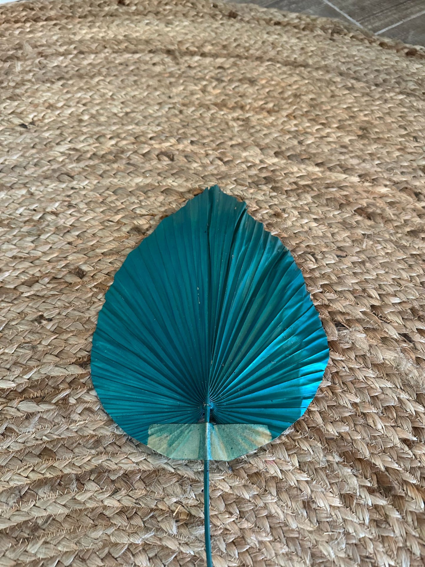 Deco stick Model Daun in three colors