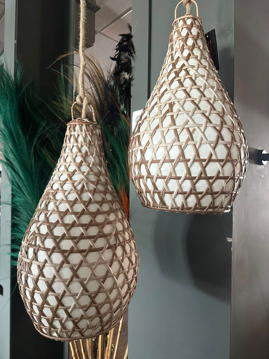 Lantern shaped ceiling lamp