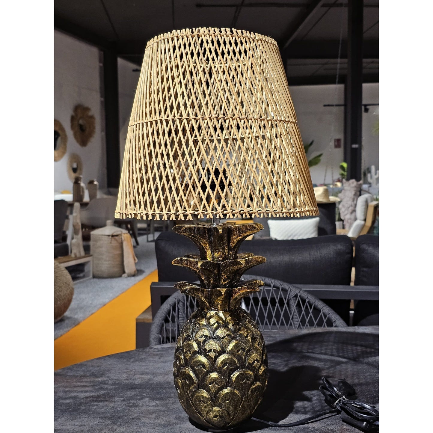 Lamp Model Nanas