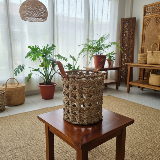 Woven Seagrass Basket With Leather Handles Model Solor