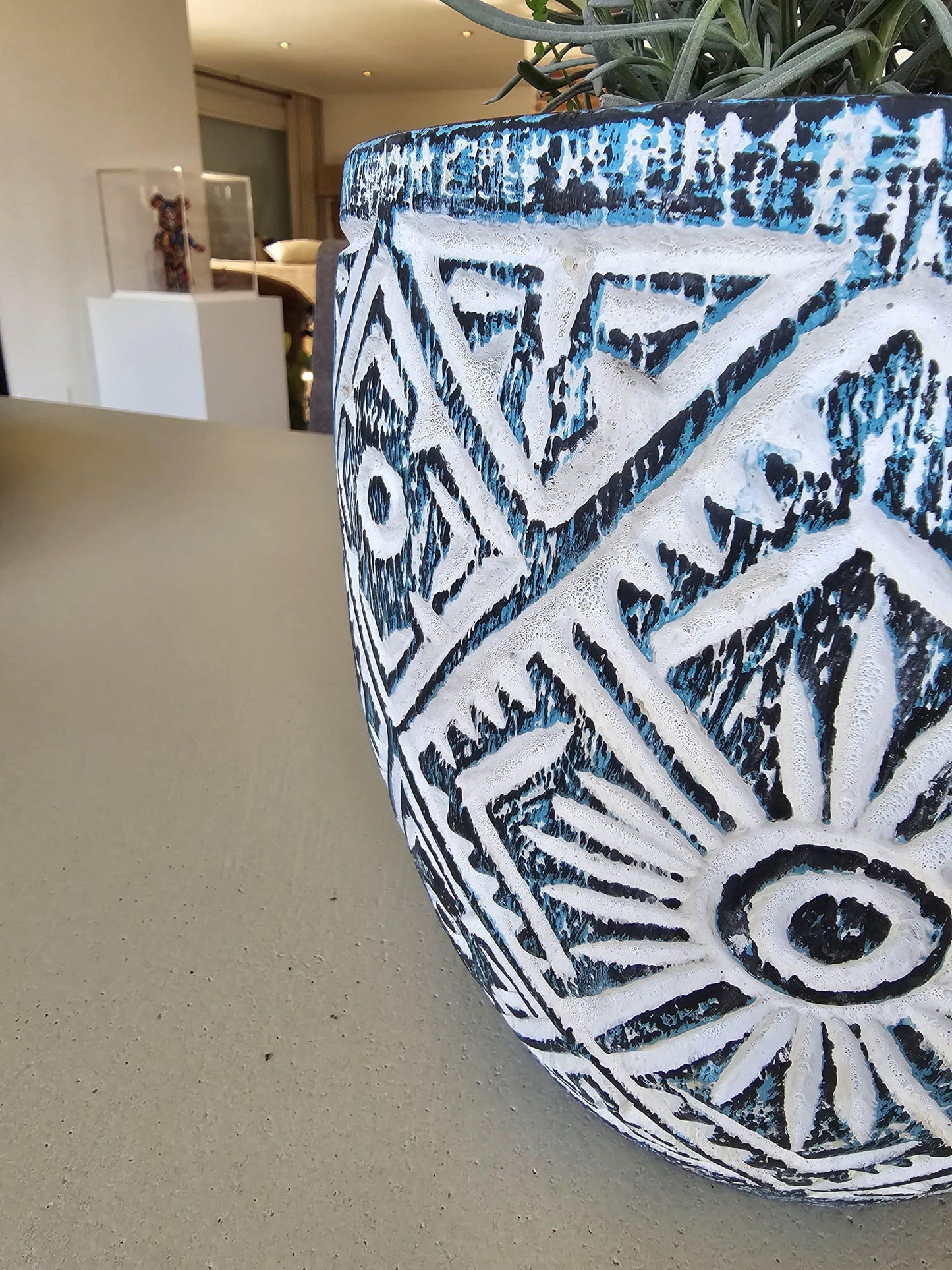 Handcarved wooden turquoise pot