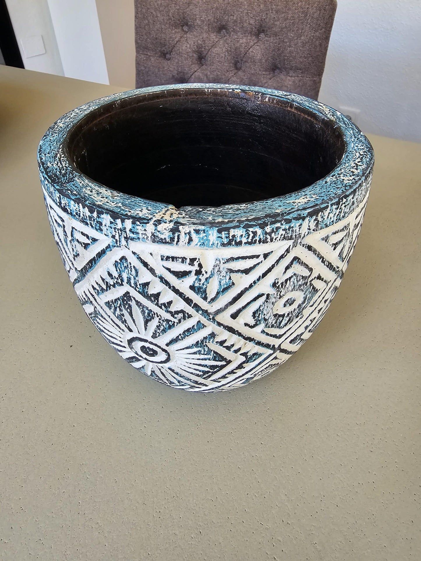 Handcarved wooden turquoise pot