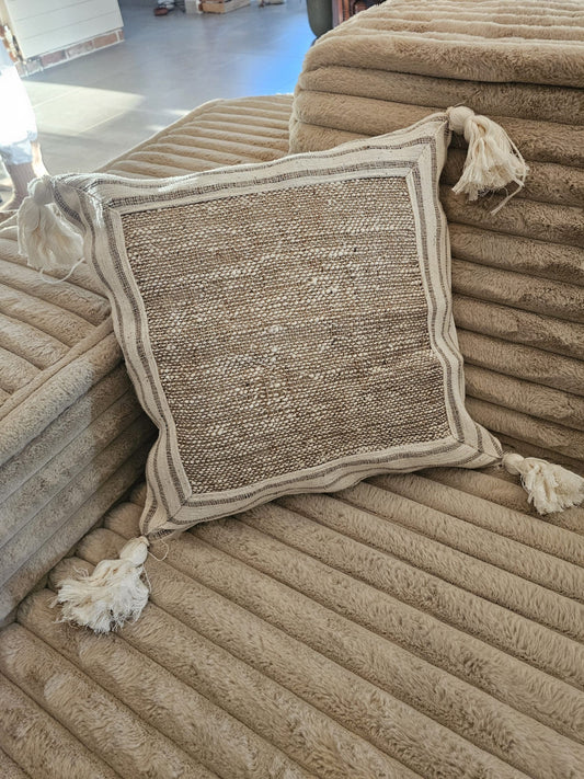 Pillow cover Model Anjatan 40x40cm