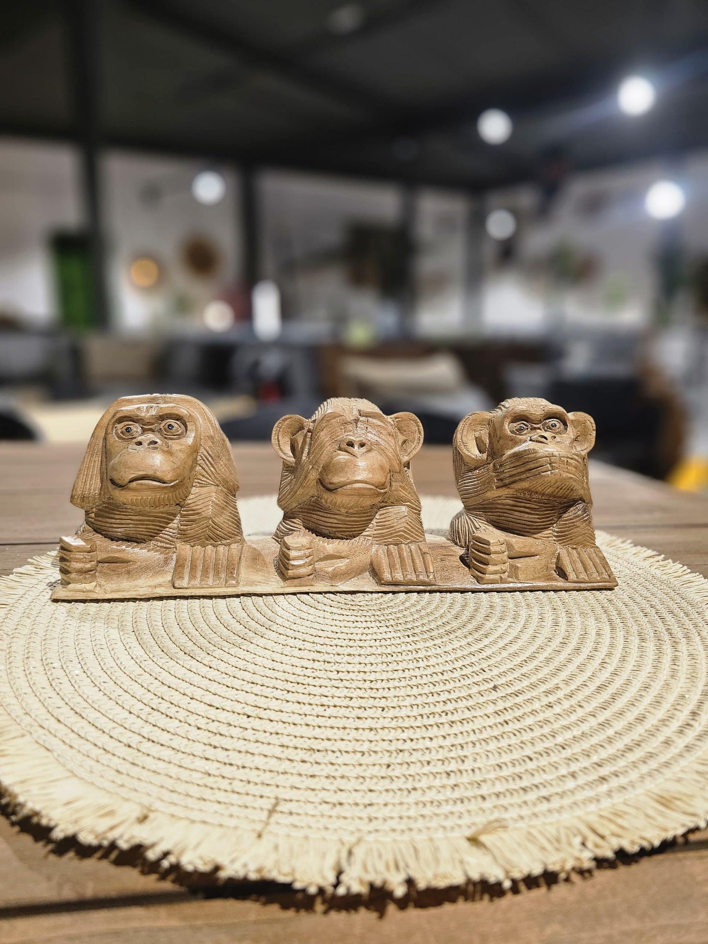 Sea no evil, hear no evil monkeys in a row