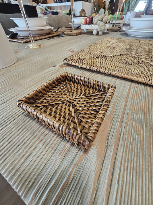Square rattan coaster