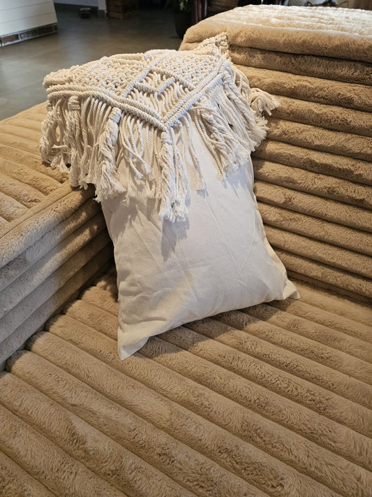 Pillow cover Model Hutan 30x50cm