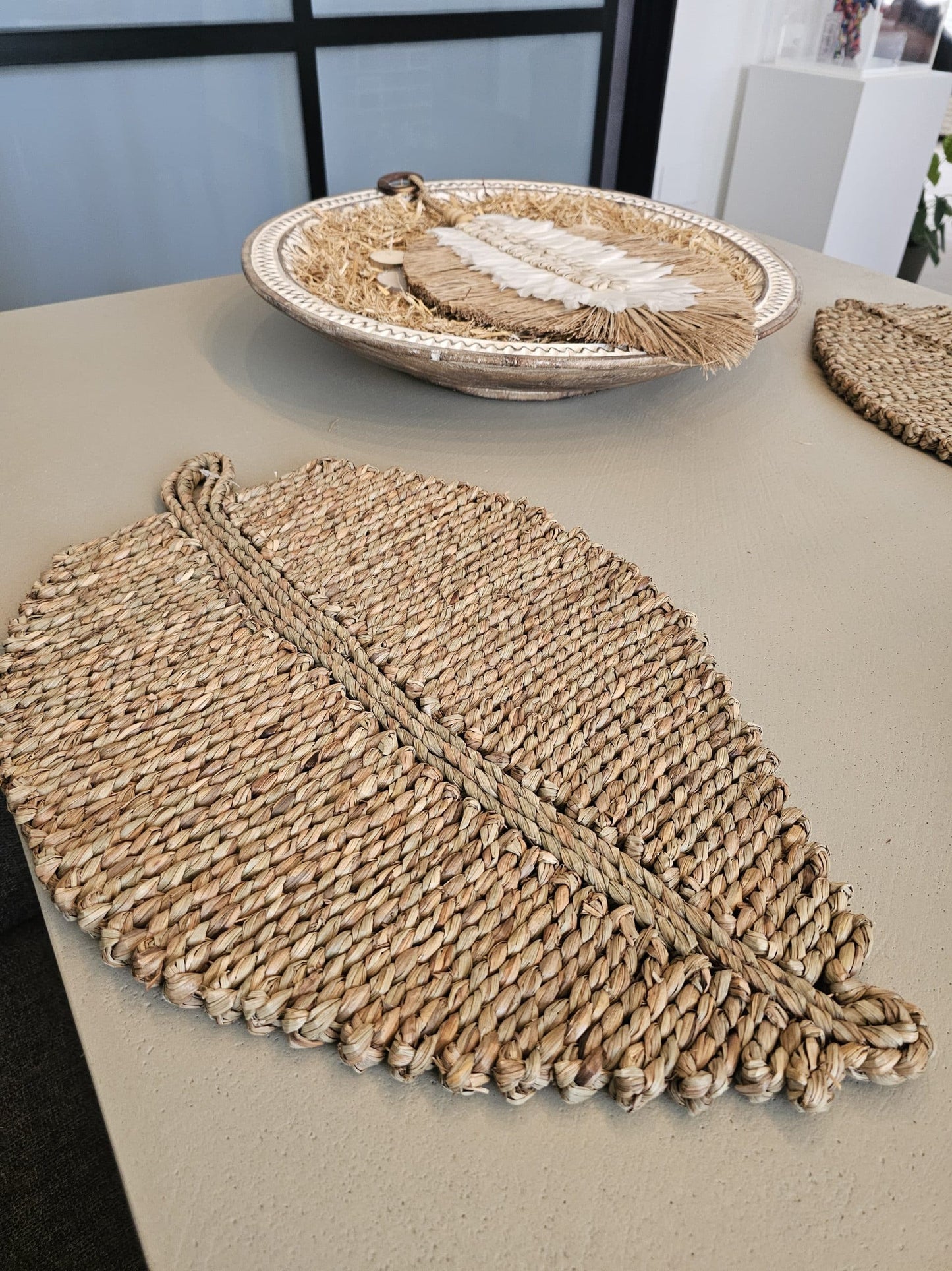 Rafia placemat leaf shape