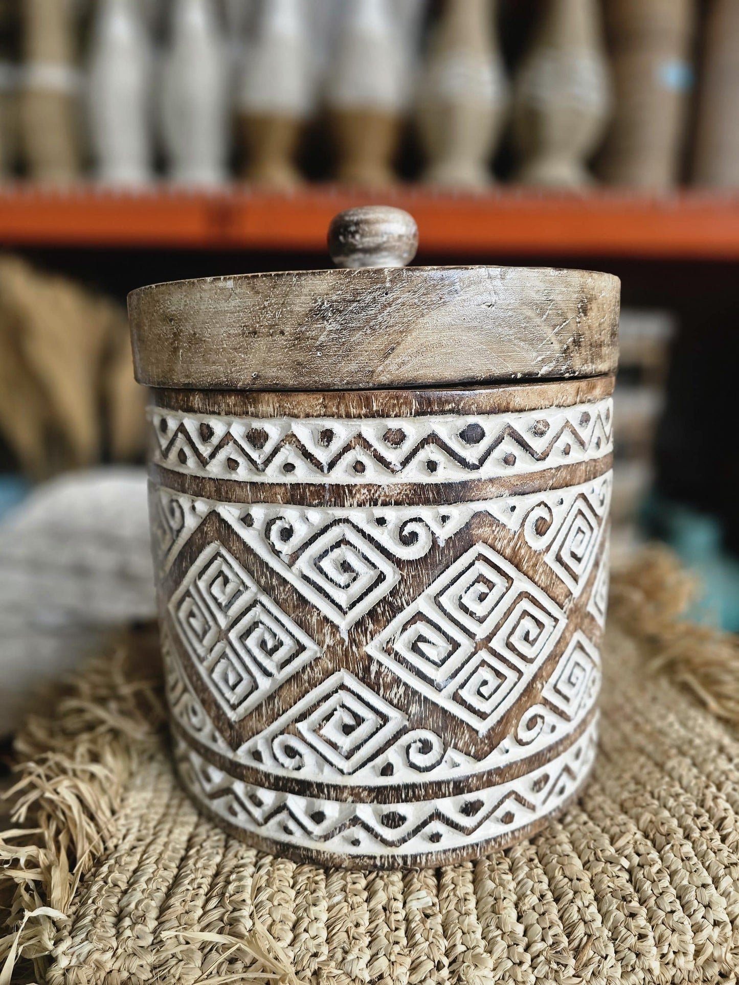 Timor Wooden Pot with Lid Model Cibunar