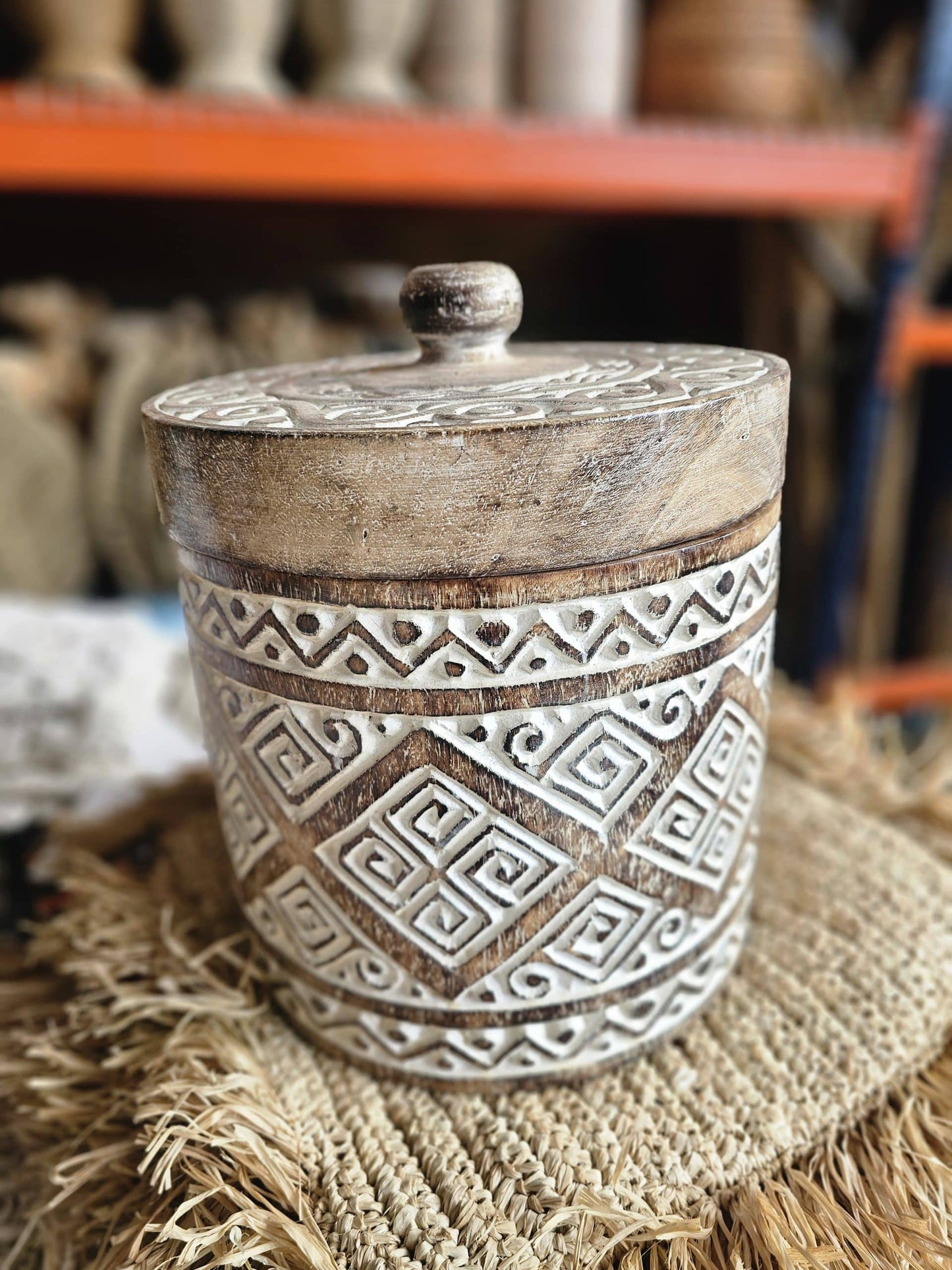 Timor Wooden Pot with Lid Model Cibunar
