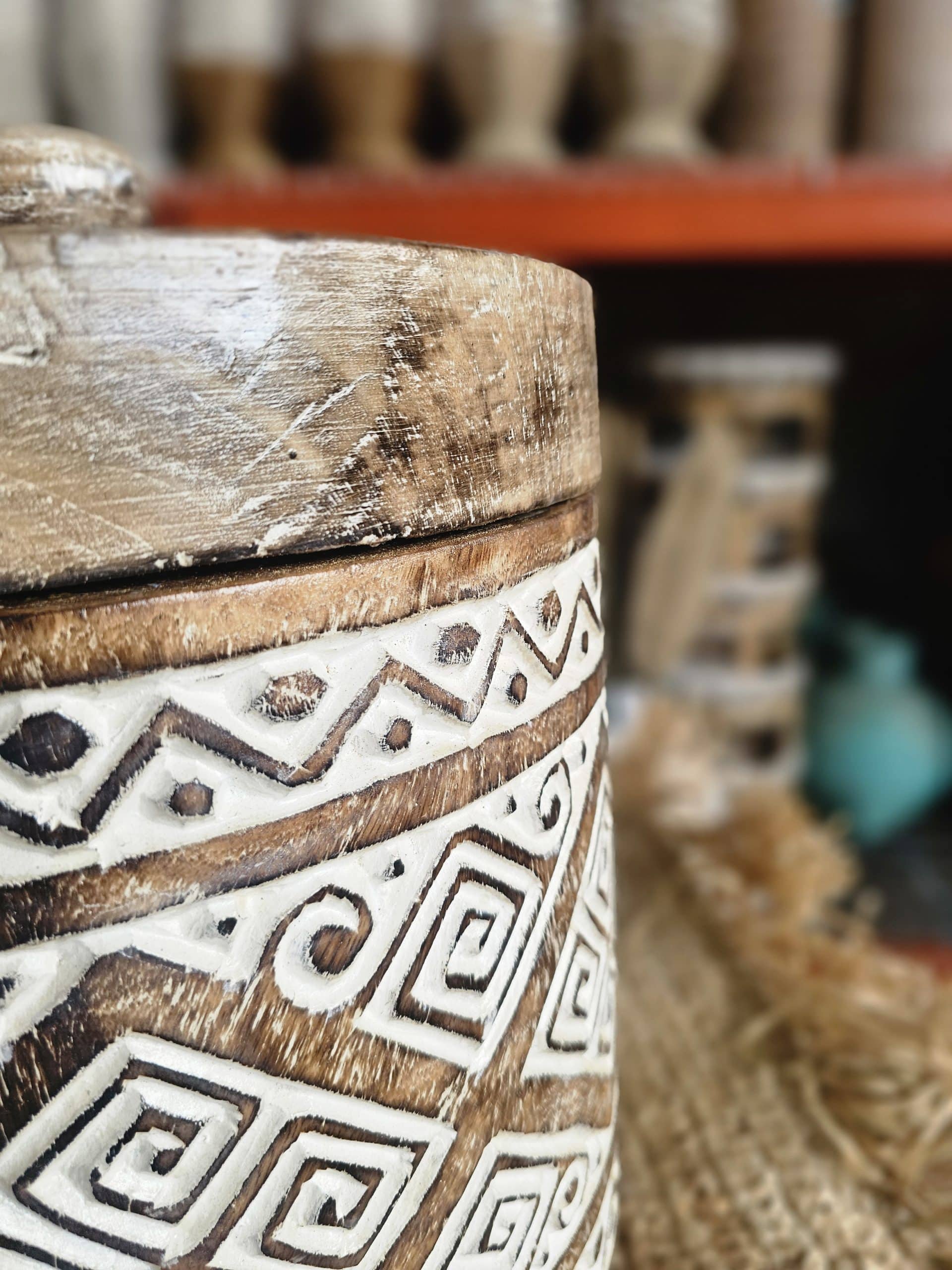 Timor Wooden Pot with Lid Model Cibunar