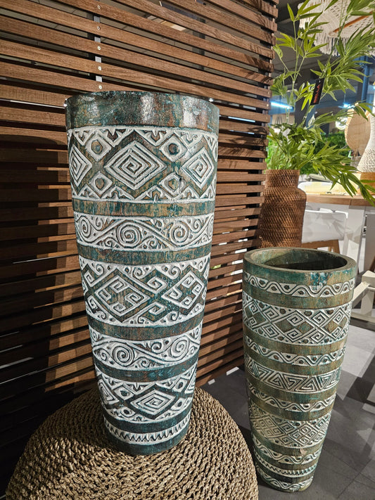 Wooden vase Model Menui