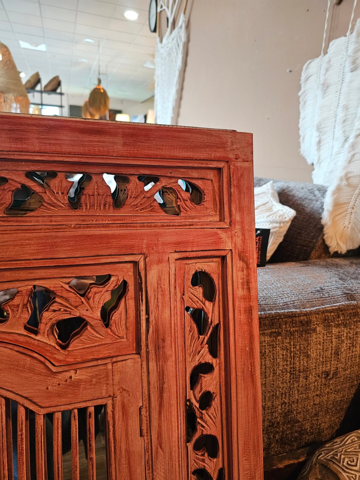 Mirrar Model Praya, Three colors