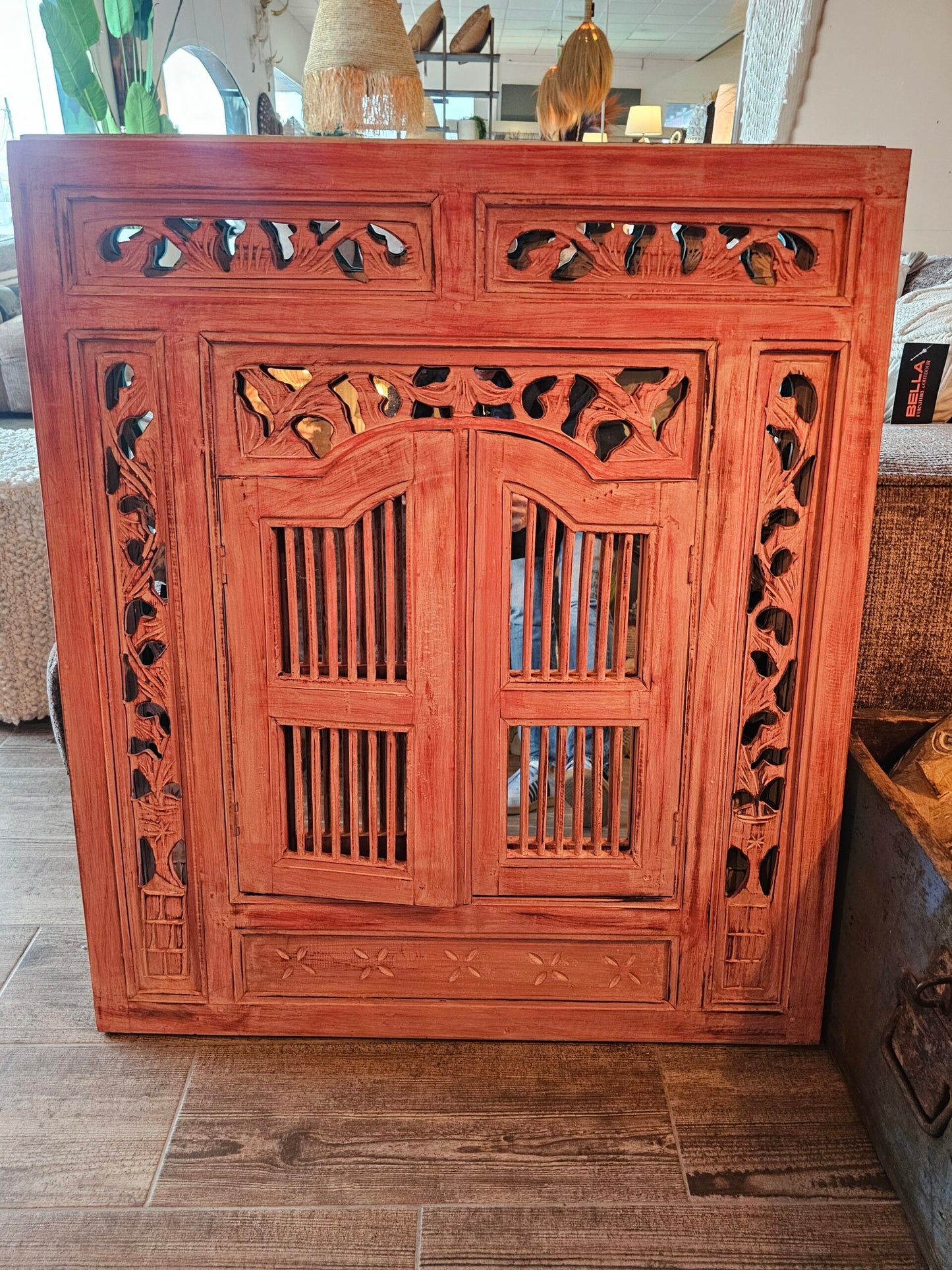 Mirrar Model Praya, Three colors