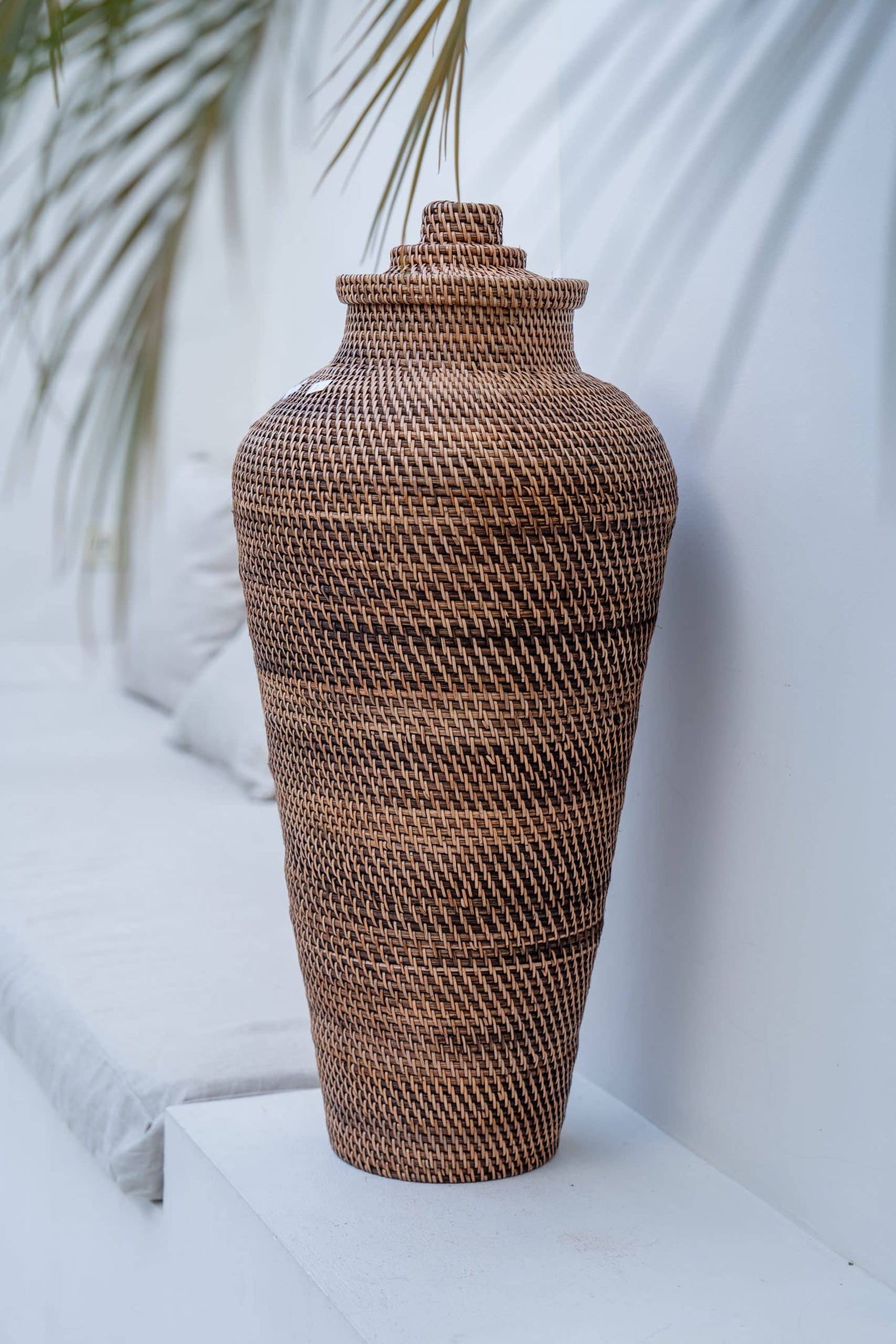Rattan Vase Model Gethang