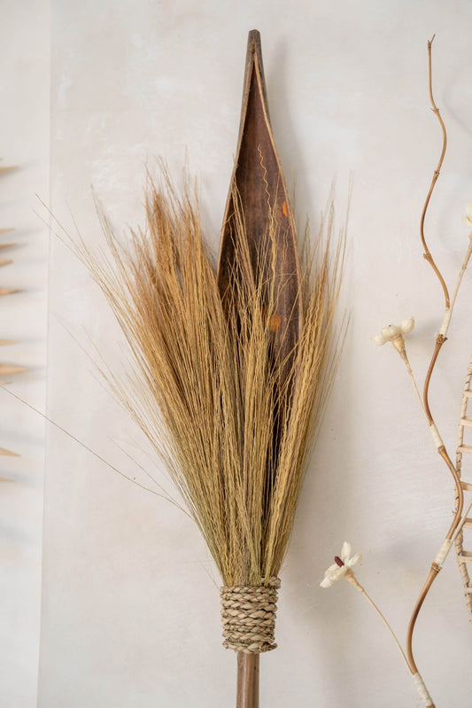 Deco stick Model Broom