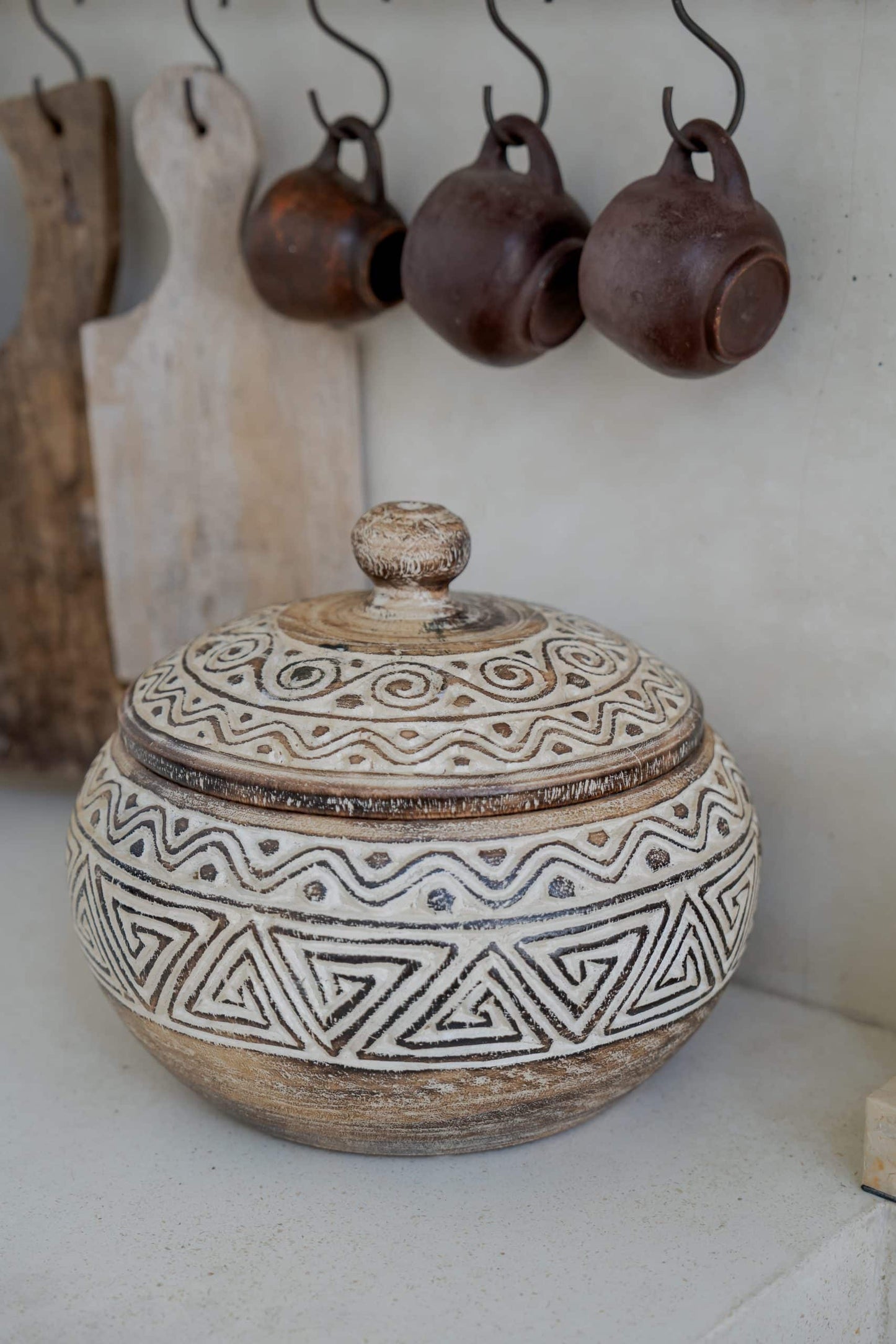 Rounded bowl with lit model Bandung