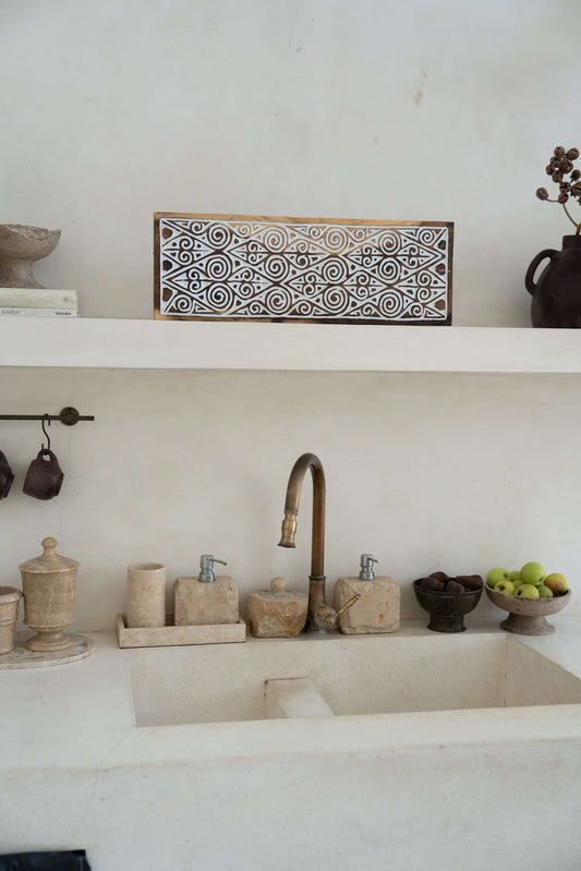 Coat rack / Wall decoration with wall mounting