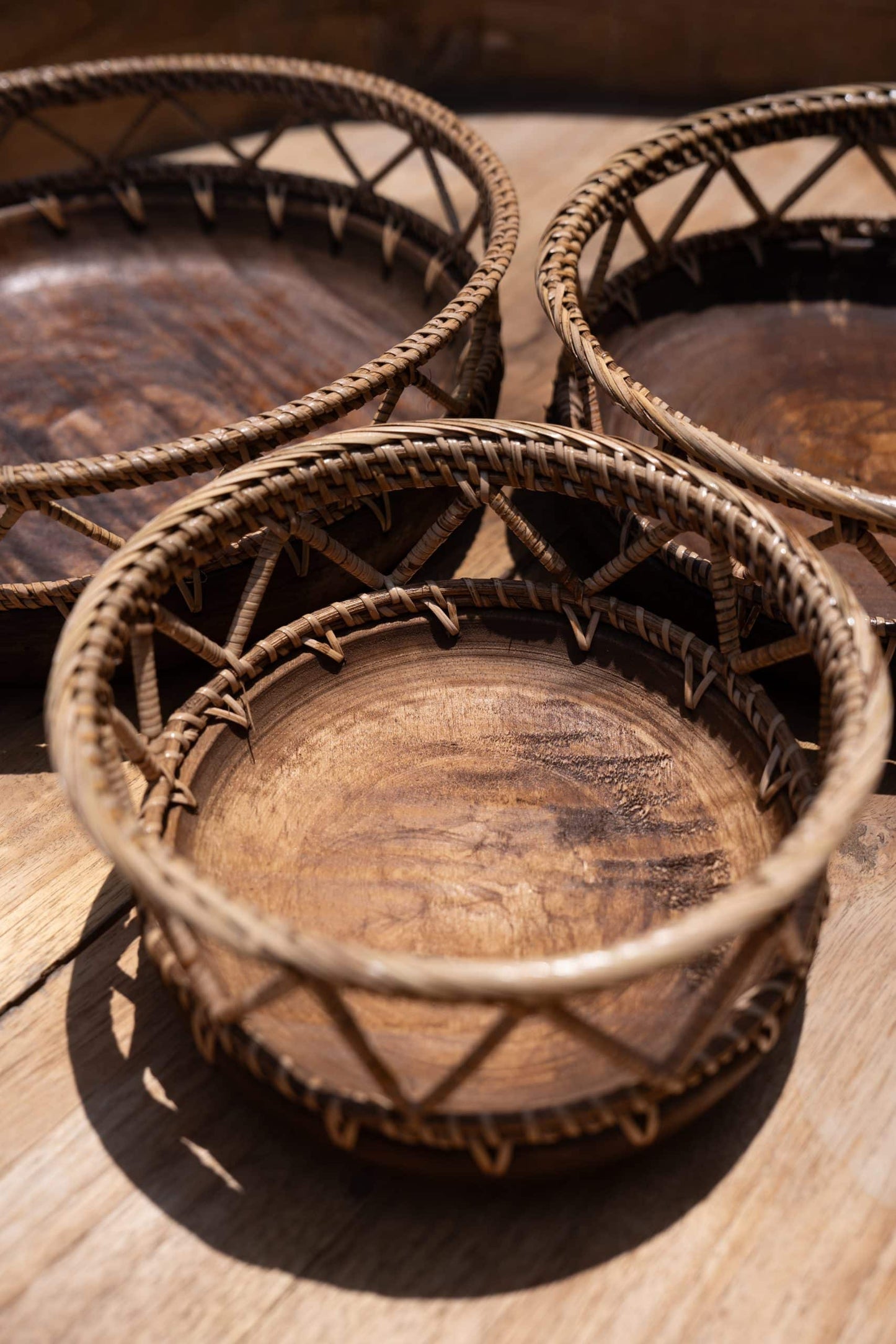 Set of three display bowls Model Medan