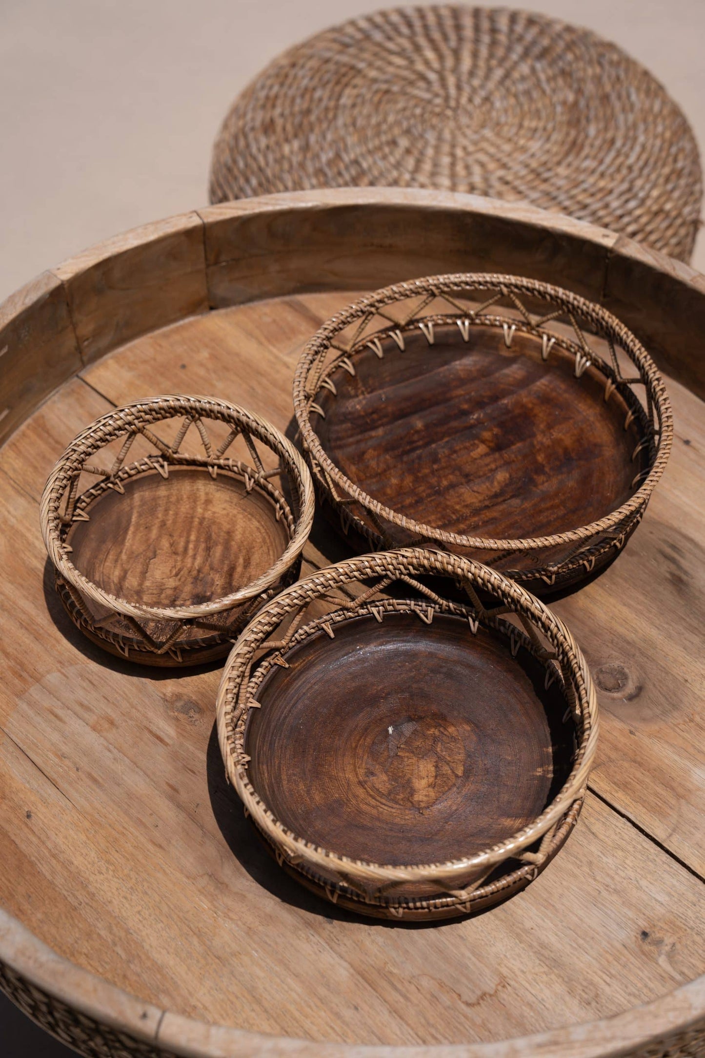 Set of three display bowls Model Medan