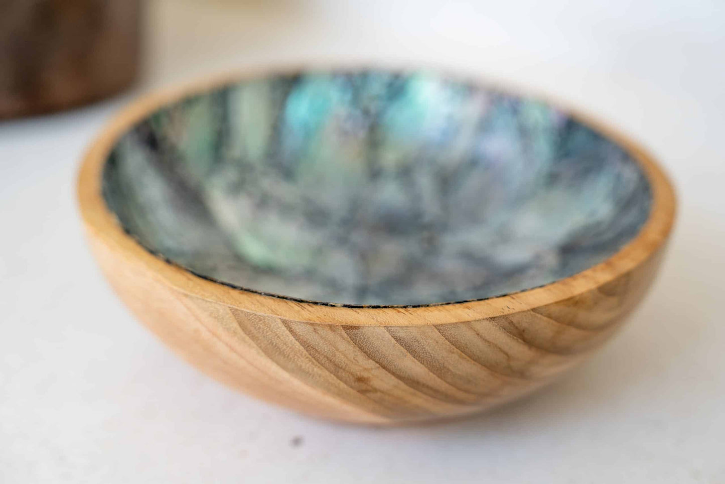 Wooden bowl with shell finish (large)