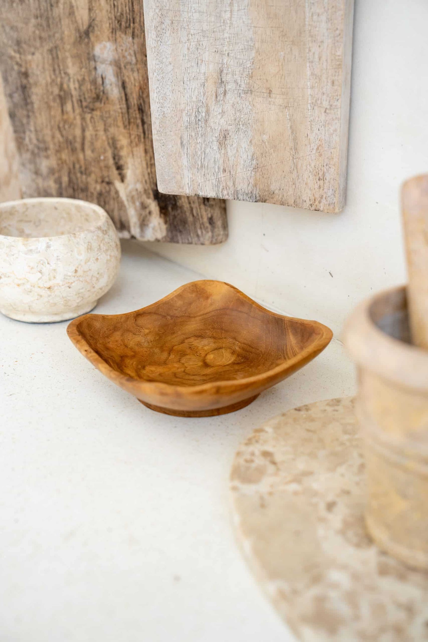 Wooden plate square (14x14)