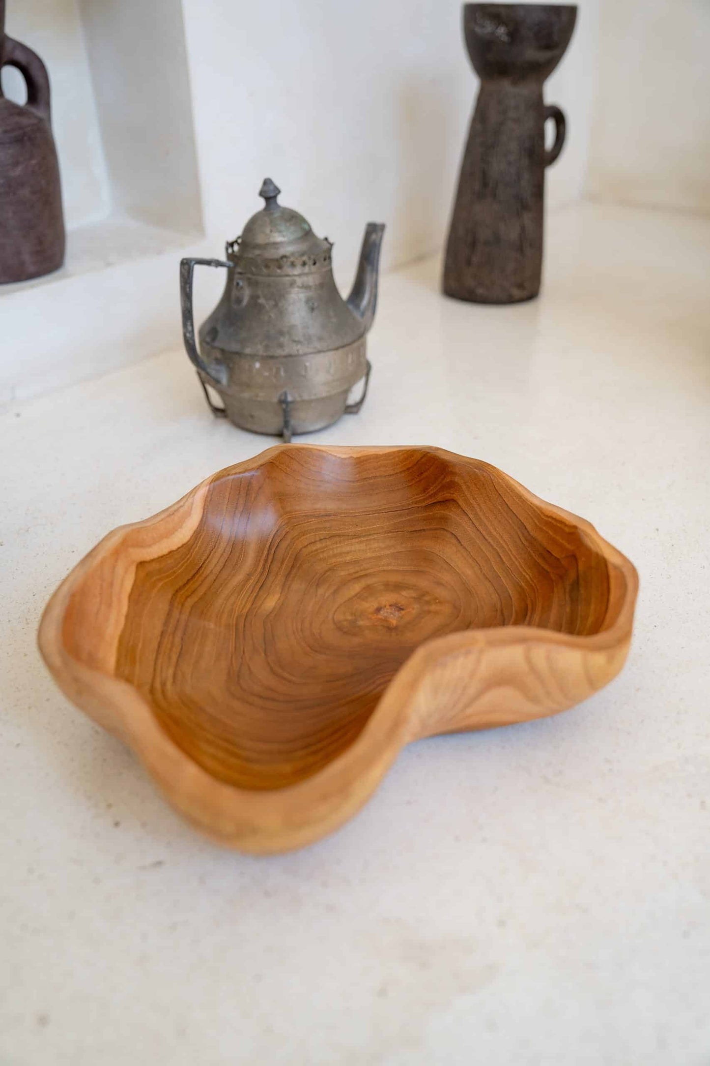 Free shape wooden fruit bowl