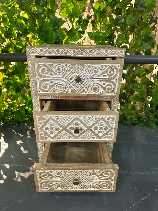 Nighttable Model Habe