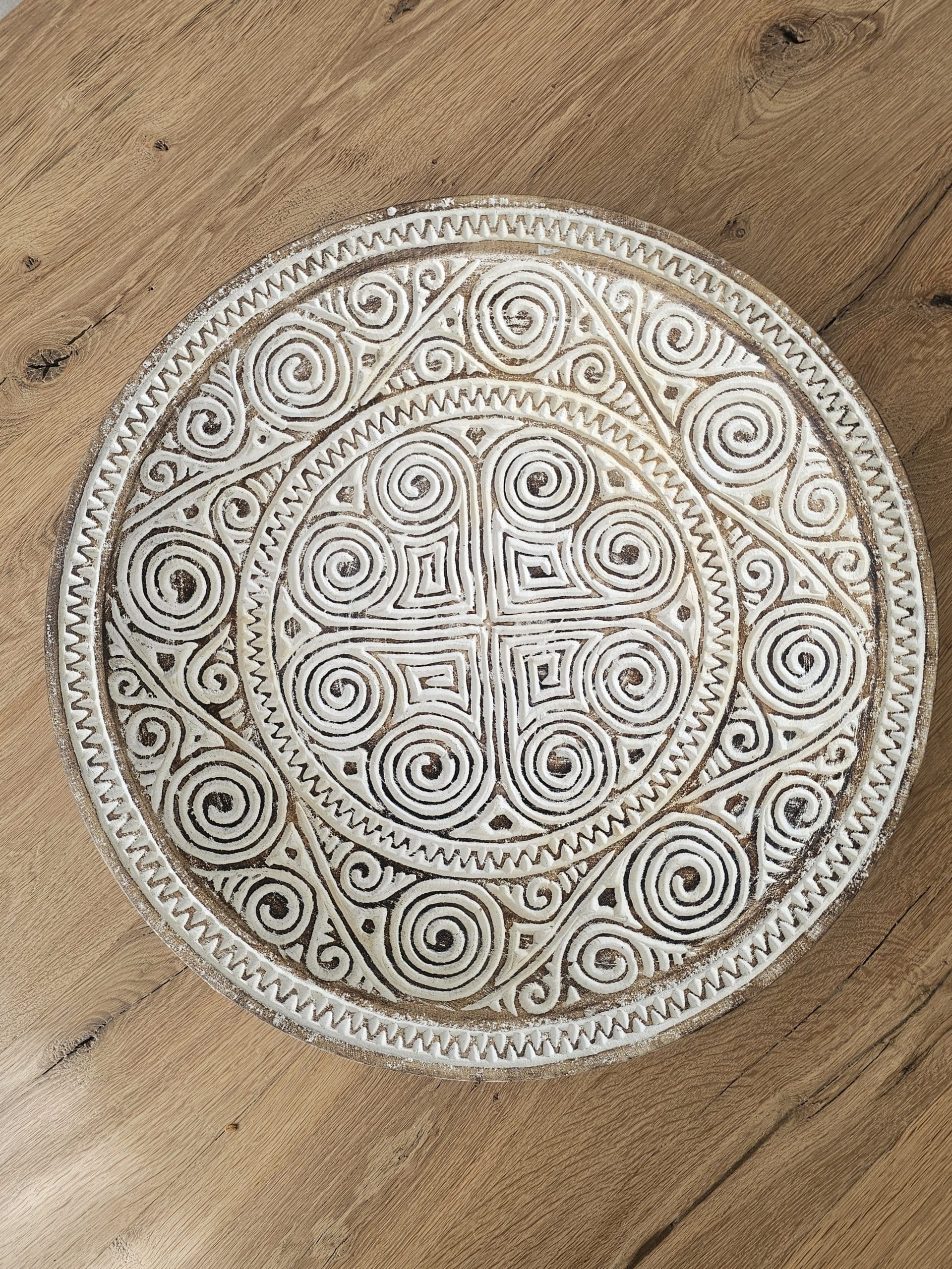 Wooden Plate Model Ukir