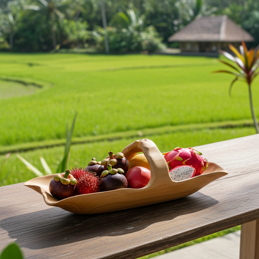 Fruteira maciça esculpida à mão com pega. Modelo Mangkuk.