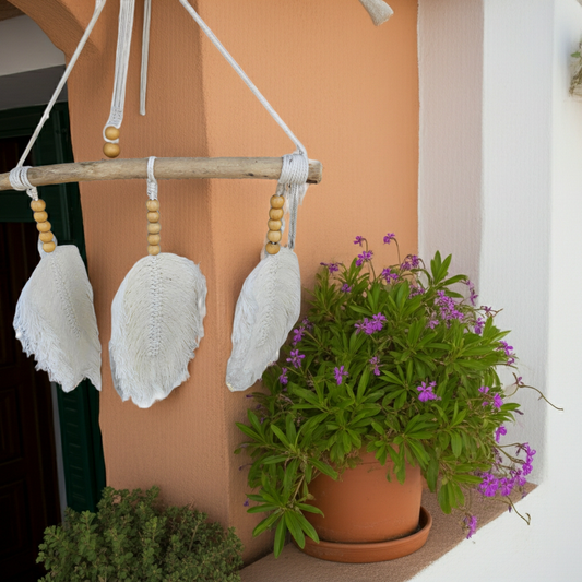 Three leafs on a stick. Model Daun