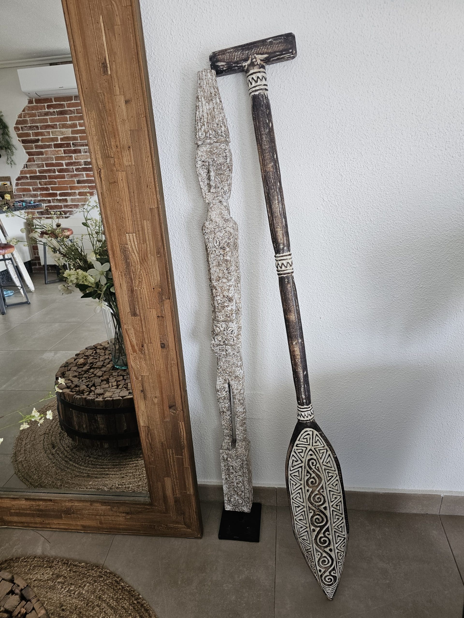 Decorative wooden oars