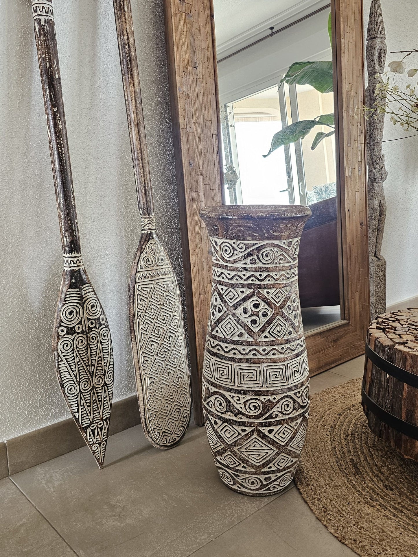 Timor Vase Model Kinnara