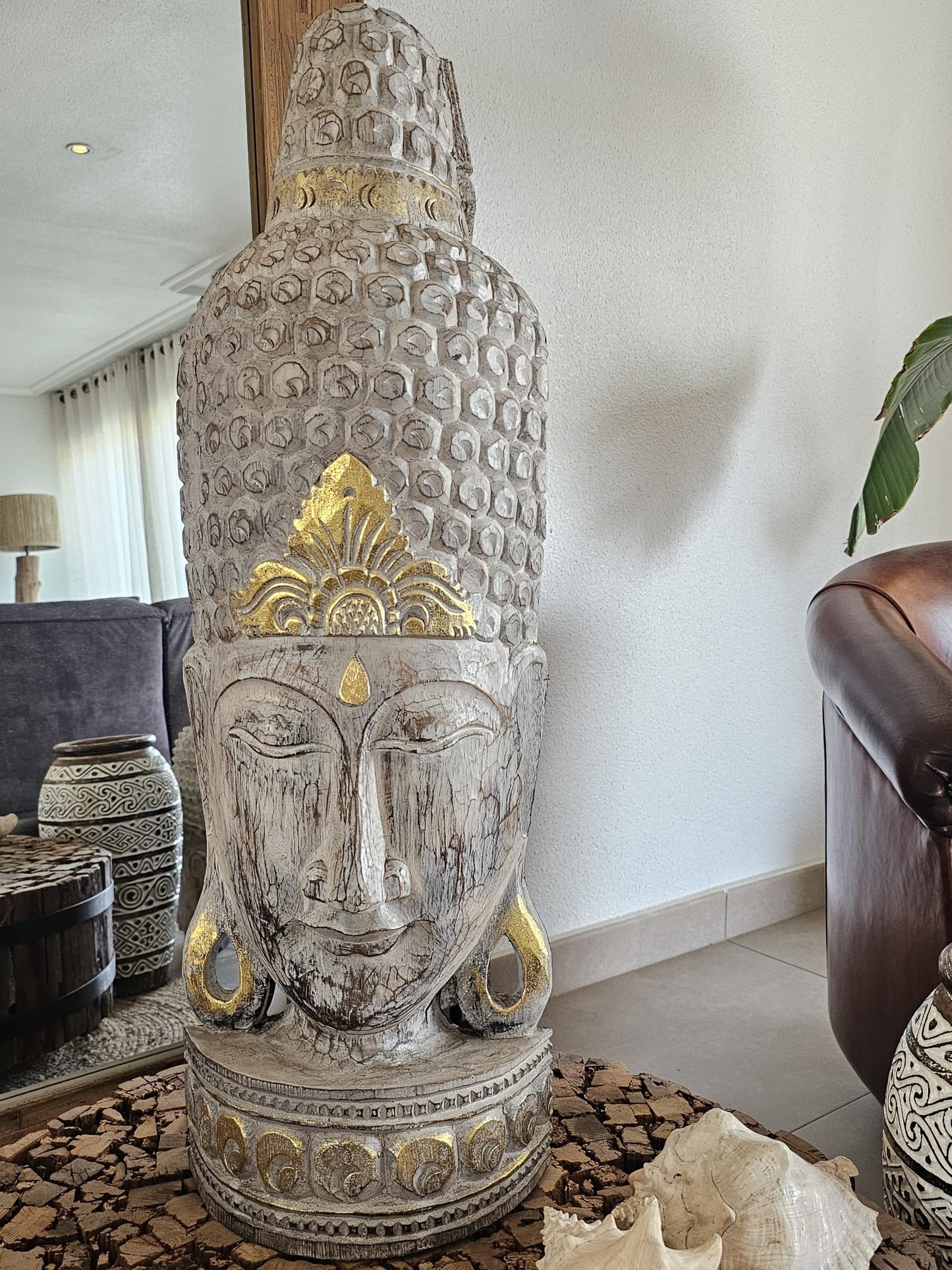 White Mask Model Lhamo