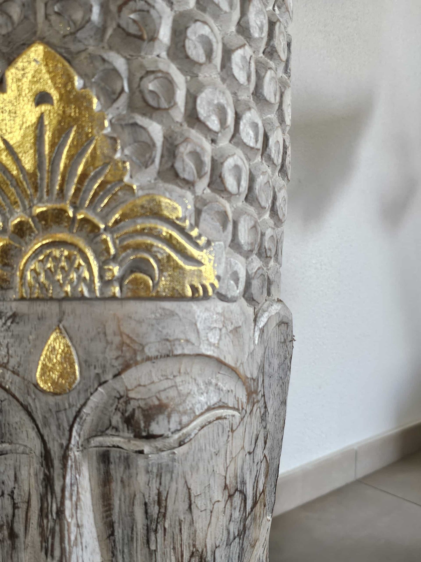 White Mask Model Lhamo