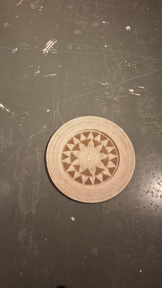 Prato decorativo de parede em rattan, 60 cm. Modelo Besar.