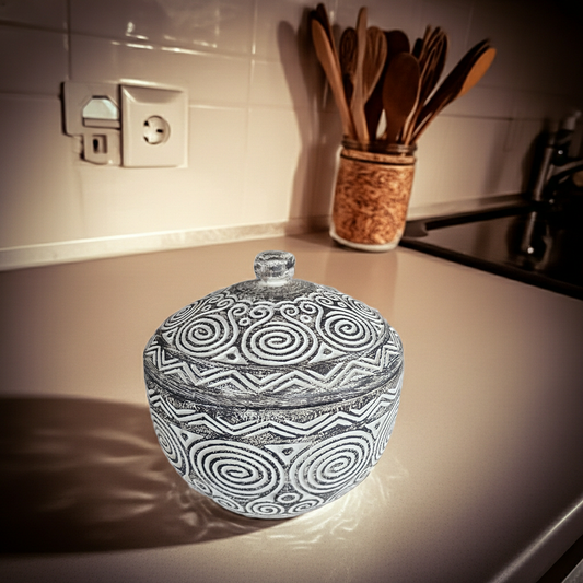 Jarro de madeira indonésio esculpido à mão. Modelo Tarun.