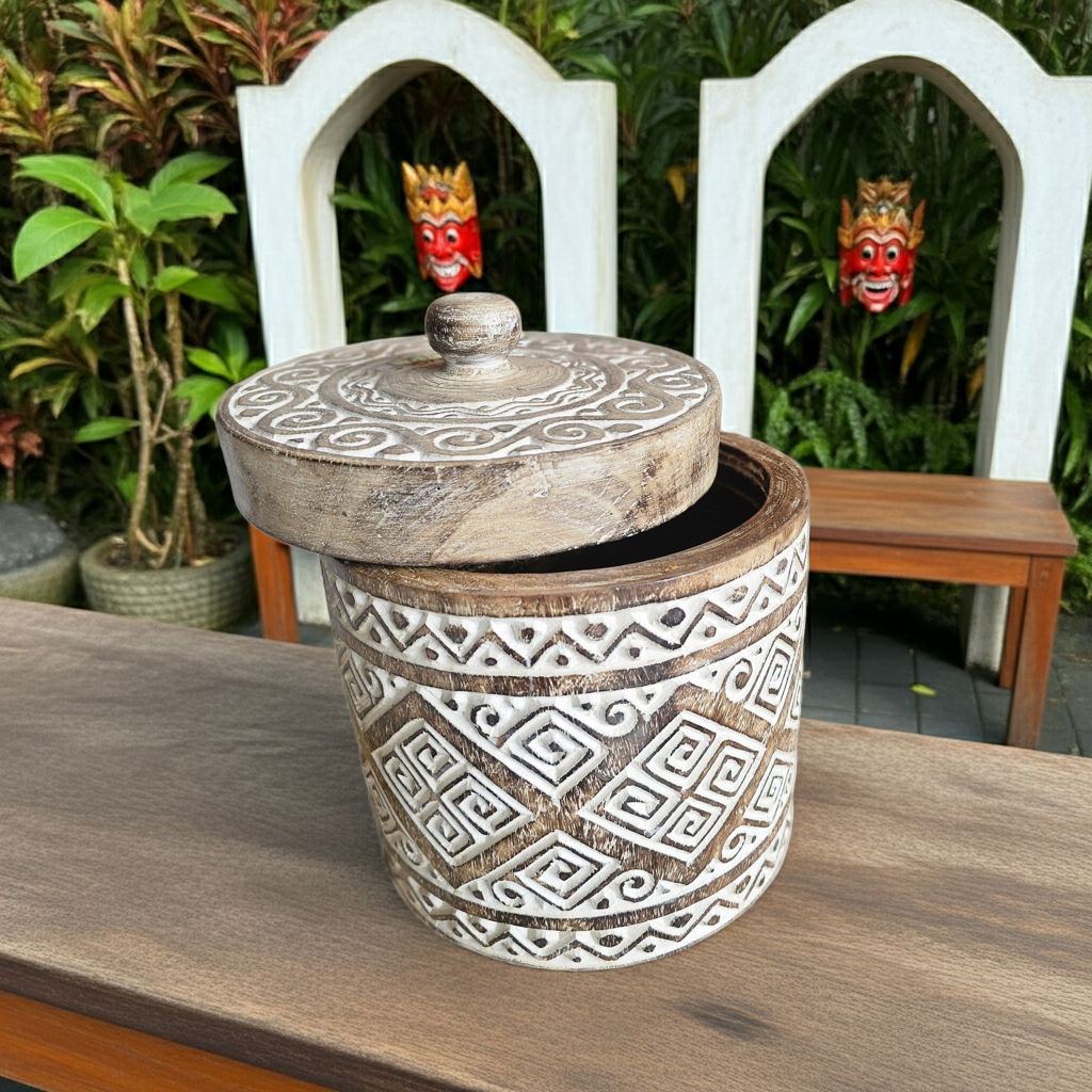 Timor wooden bowl with lid, Model Cibunar