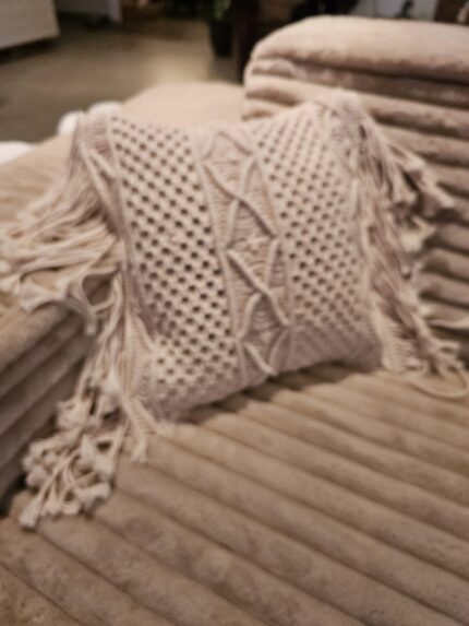 Pillow cover Model Parakan 40x40cm