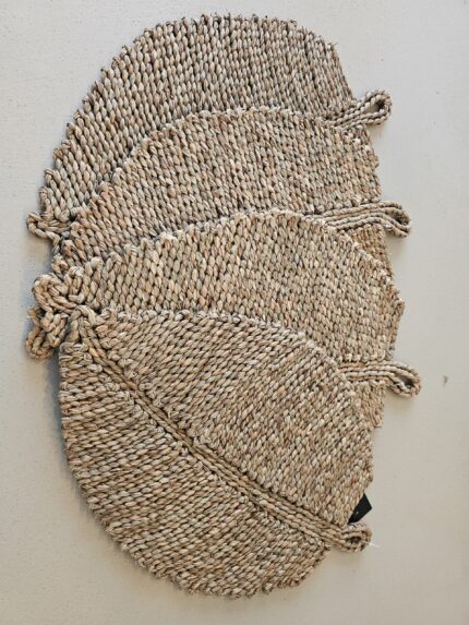 Rafia placemat leaf shape